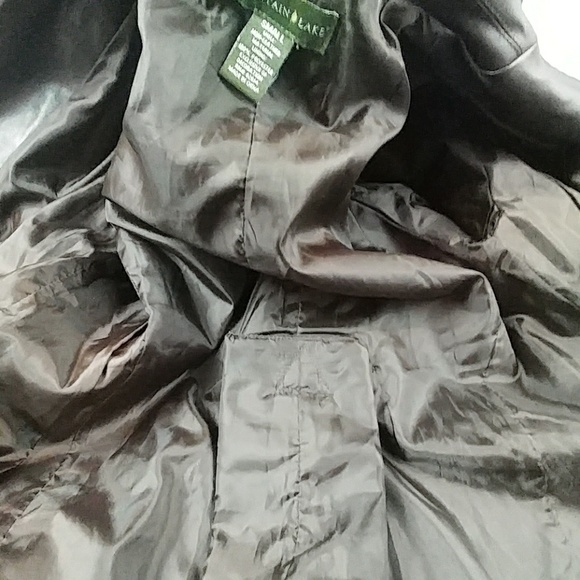 MOUNTAIN LAKE Small Vegan Leather Coat - Picture 7 of 8