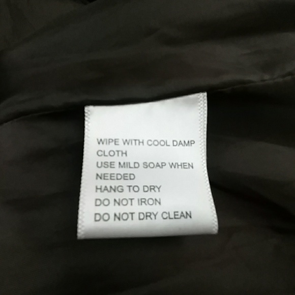 MOUNTAIN LAKE Small Vegan Leather Coat - Picture 8 of 8