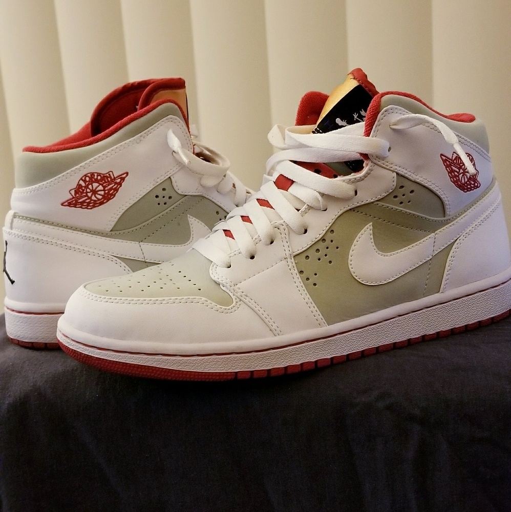 🔥AIR JORDAN 1 RETRO HARE!!!…… OG!!!!!🔥 - Picture 1 of 7