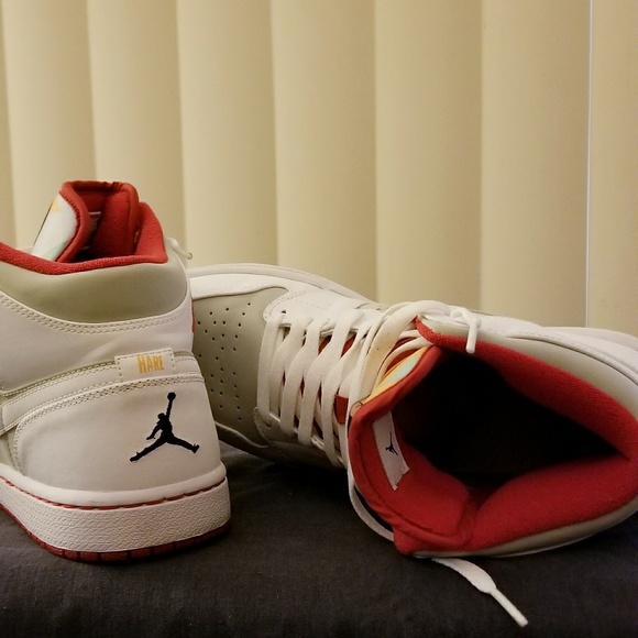 🔥AIR JORDAN 1 RETRO HARE!!!…… OG!!!!!🔥 - Picture 3 of 7