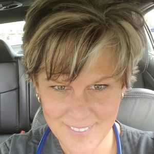 Meet your Posher, Debbie