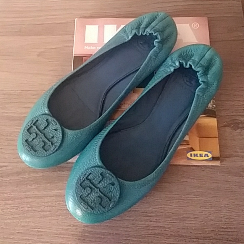 Turquoise Reva Flats
