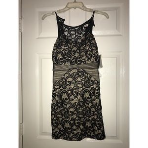 Cute Black & Cream Lace Semiformal Cocktail Dress