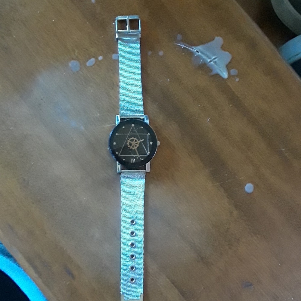Simple design watch