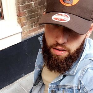 Meet your Posher, Brett