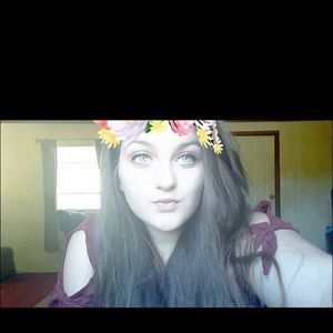 Meet your Posher, Skylar