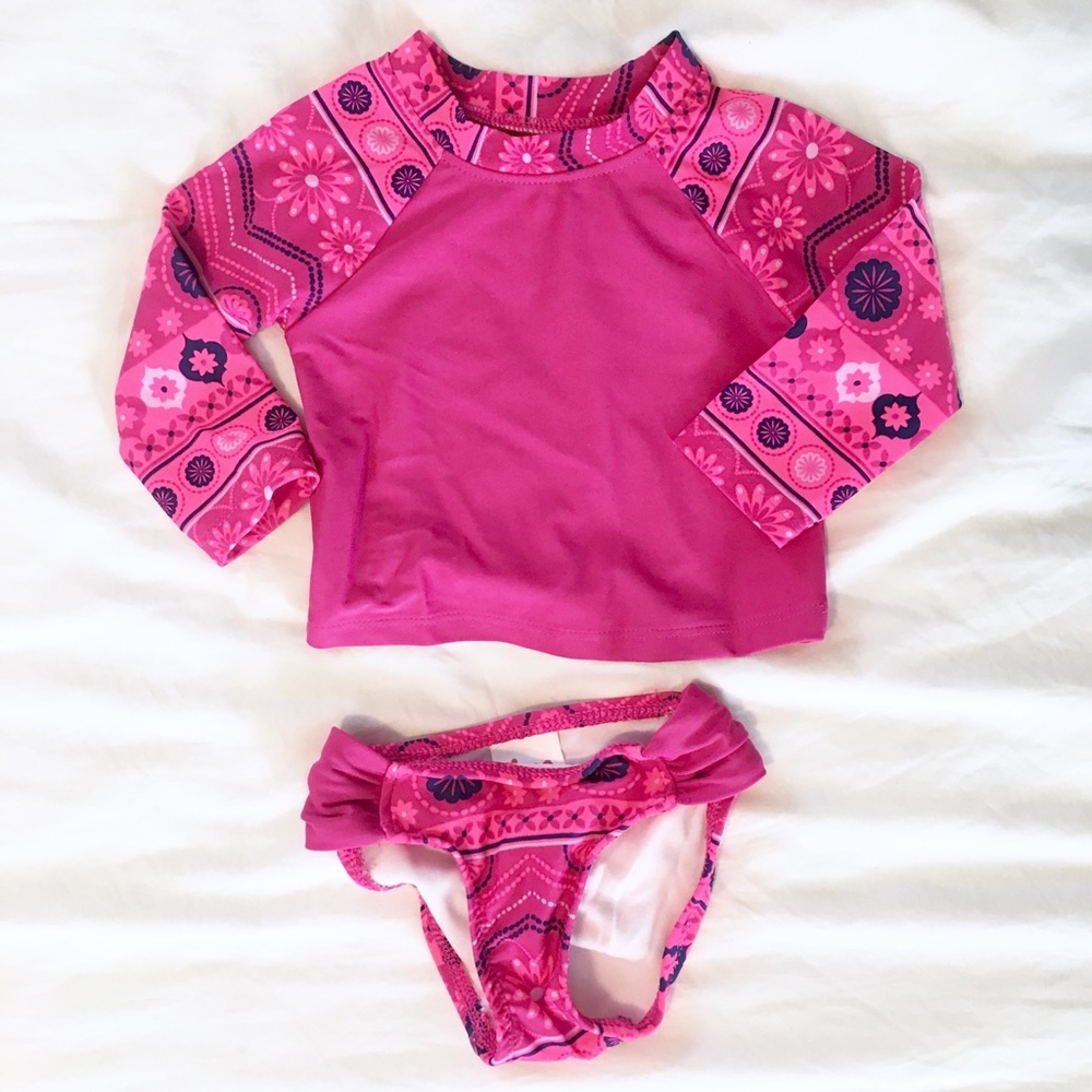 ☀️NWOT adorable swim rashguard and bottom