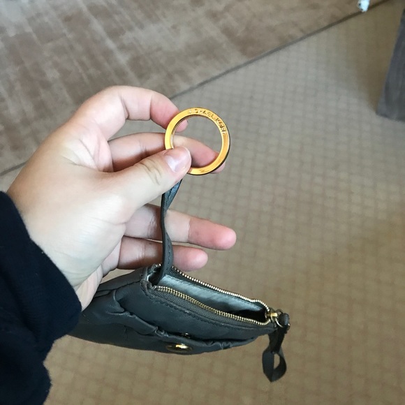 Michael Kors Pouch - Picture 4 of 5