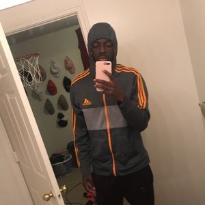 Meet your Posher, Kobe