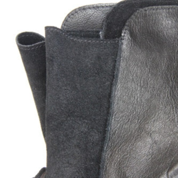 Poetic License Black Leather Boots Heels Bow - Picture 6 of 7