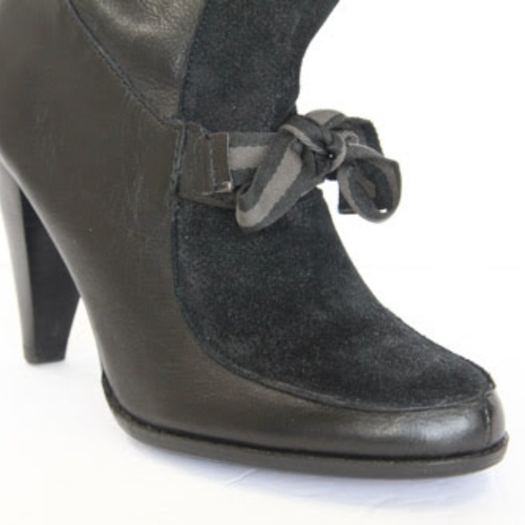 Poetic License Black Leather Boots Heels Bow - Picture 3 of 7