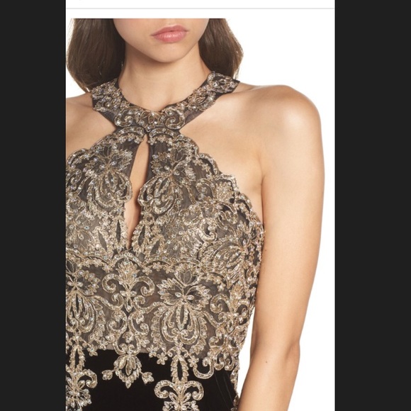 Never worn Xscape floor length gown! - Picture 4 of 5