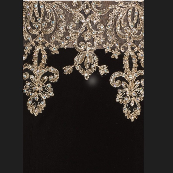 Never worn Xscape floor length gown! - Picture 5 of 5