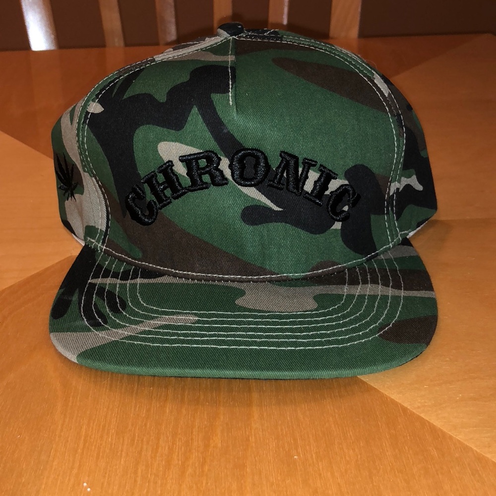 Sneak Tip Chronic hat