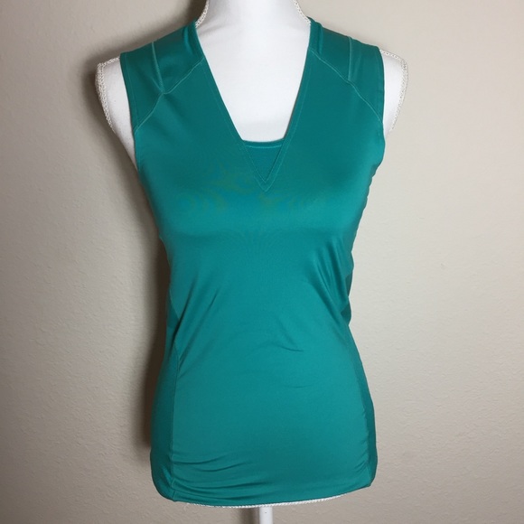 Reebok Tops - Reebok Women’s Athletic Tank