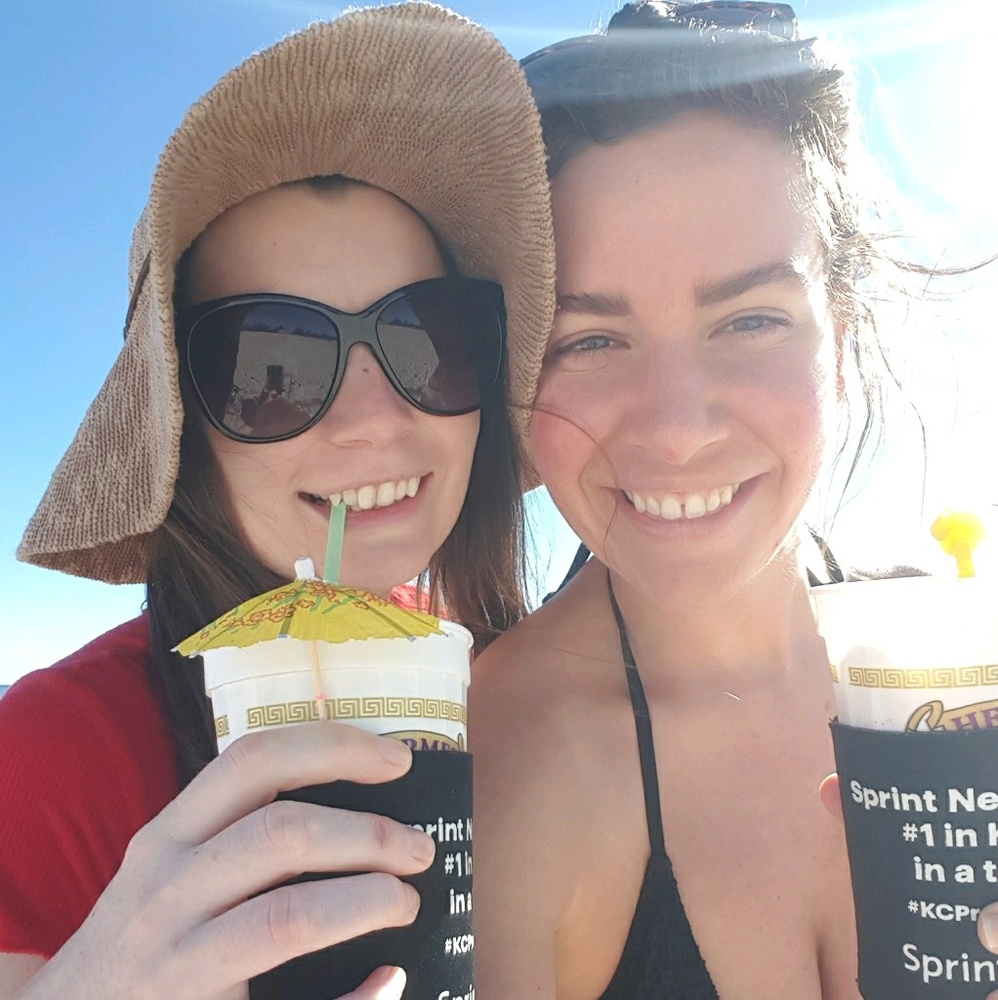 Meet your Posher, Monica