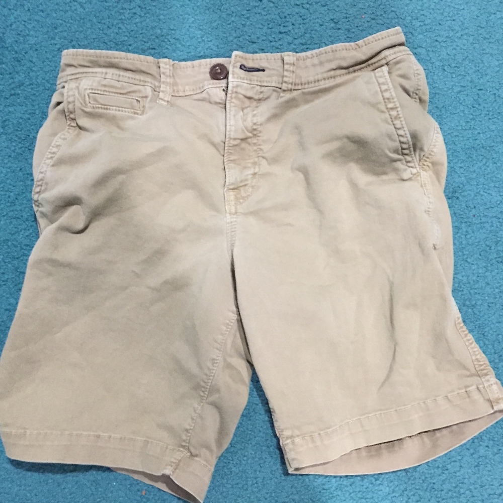 American Eagle Cargo Shorts