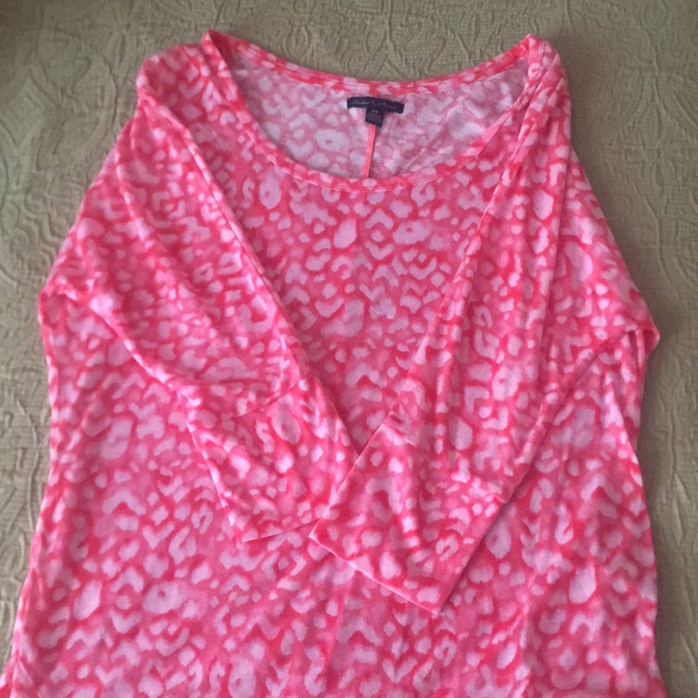 🆕Pink Quarter sleeve American Eagle top