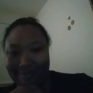 Meet your Posher, Ebony