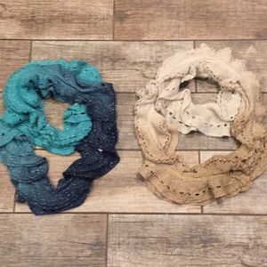 MUST HAVES! 🎊 Two scarves!