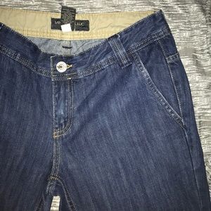 BANANA REPUBLIC CAPRIS