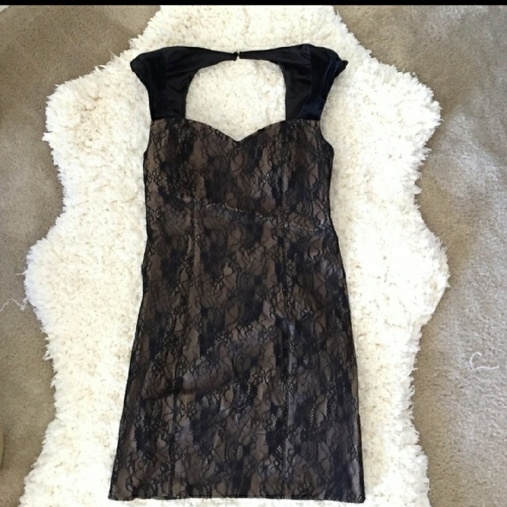 Guess lace + velvet midi dress