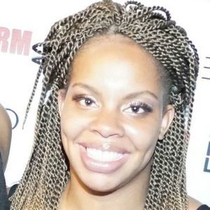 Meet your Posher, Navaria