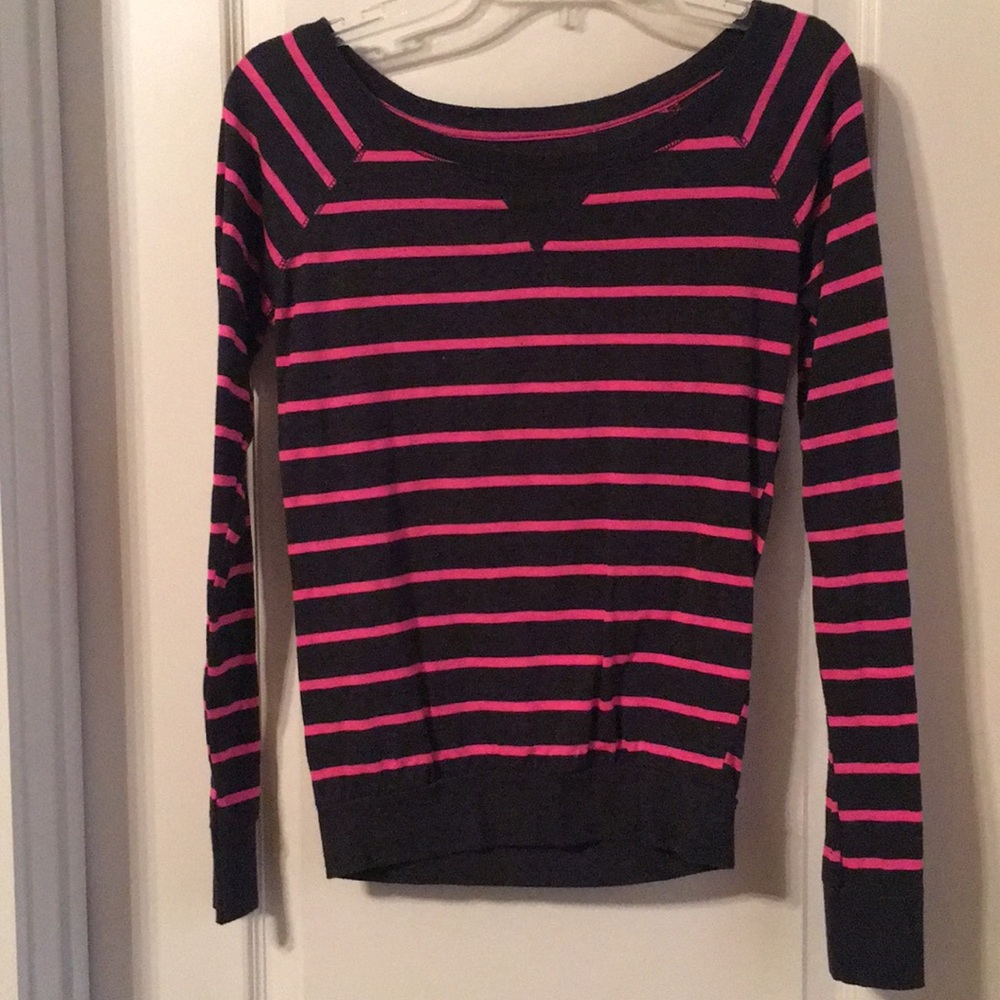 Women’s Long Sleeve Tee