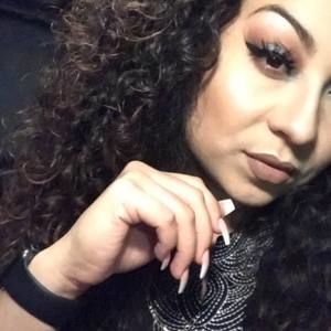 Meet your Posher, Natalia