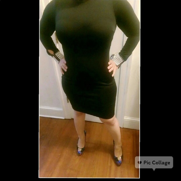 🎄Holiday Ready🎄 - Picture 1 of 4