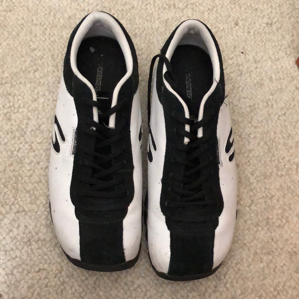 Sketchers shoes