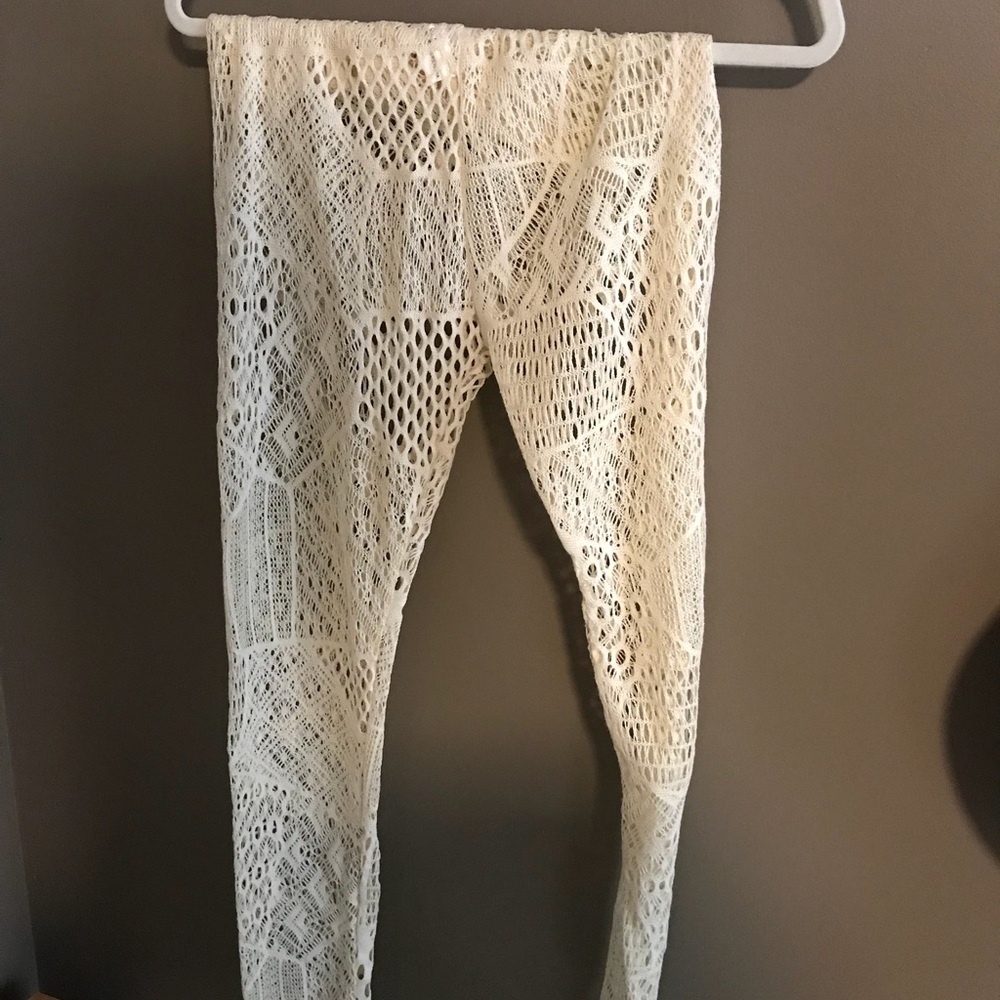 Gypsy Junkie crochet legging small