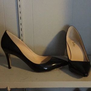 Black patent pumps