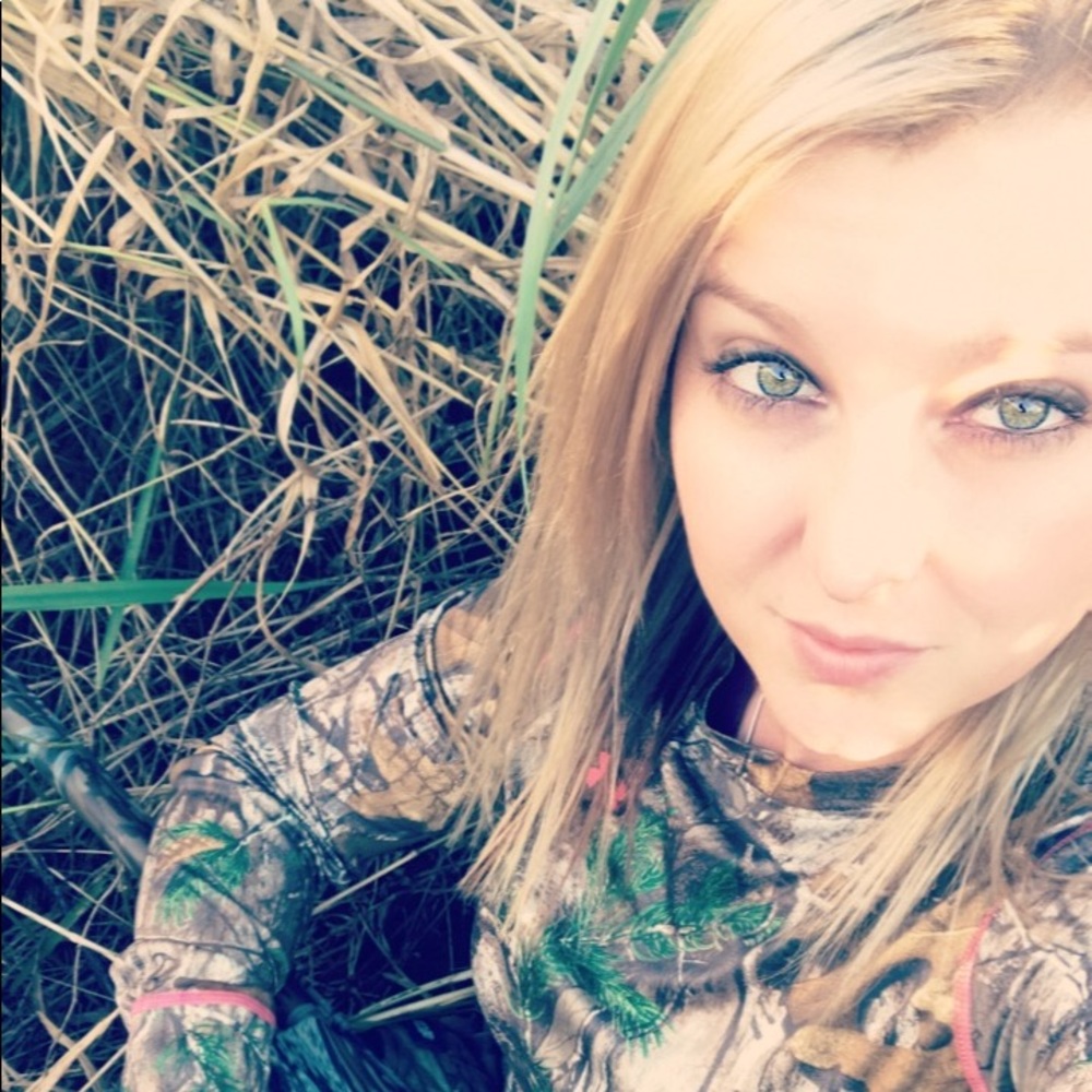 Happy Holidays !! I love to trade and bundle !