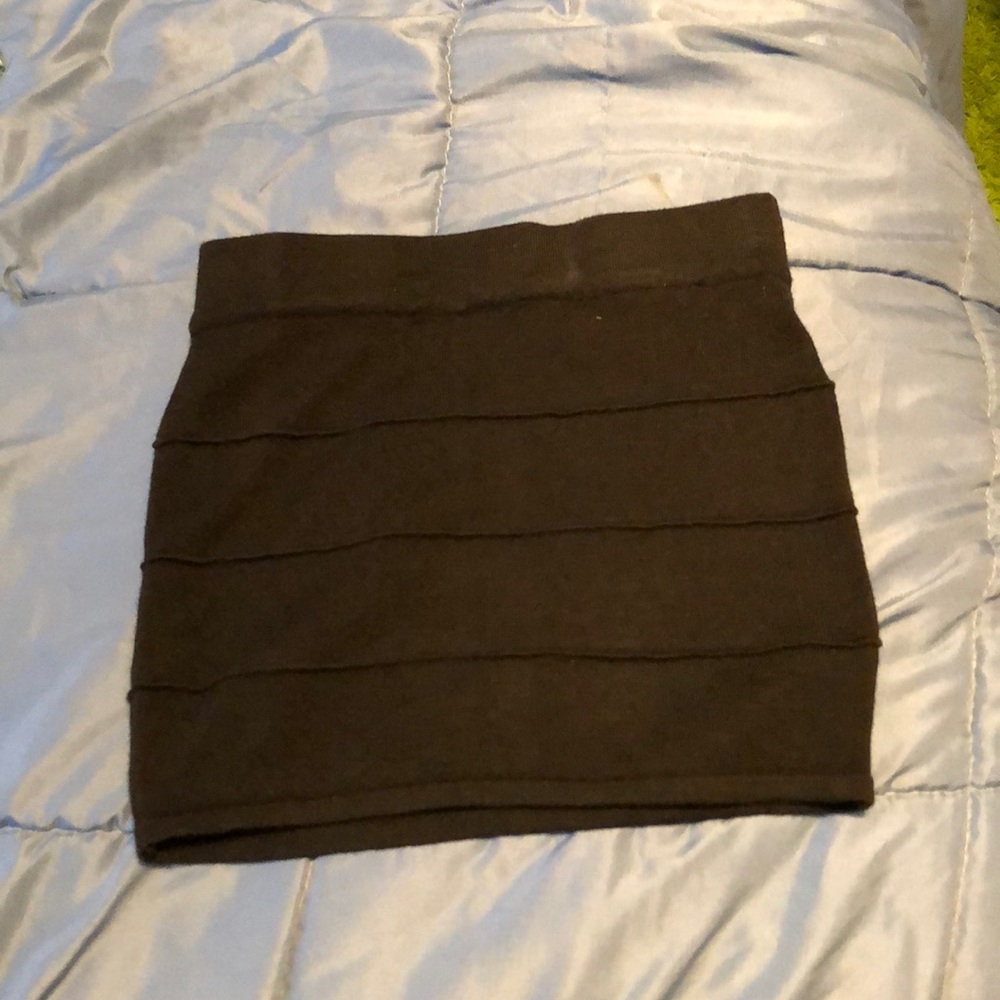 Black pencil skirt