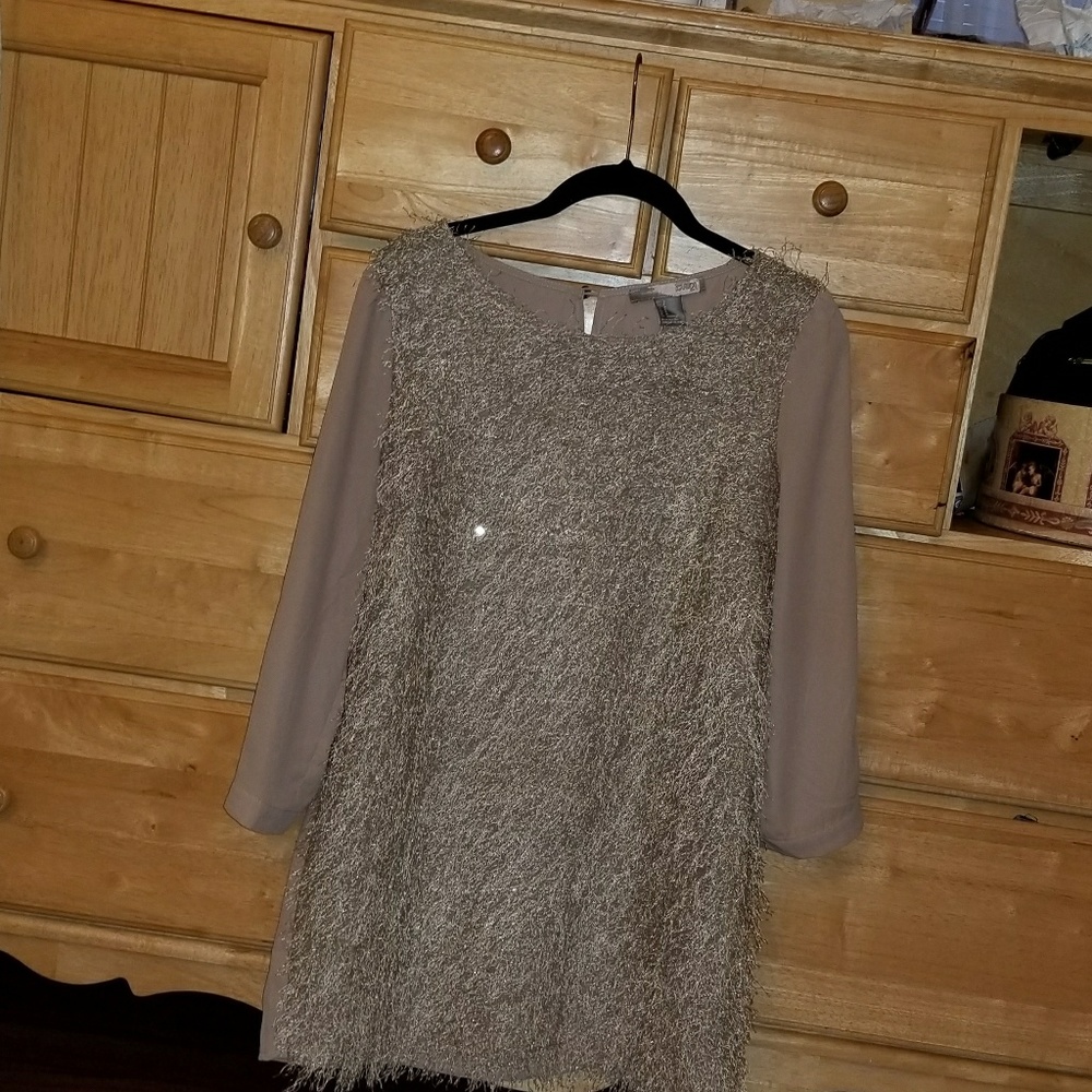 Sweater - Picture 2 of 8