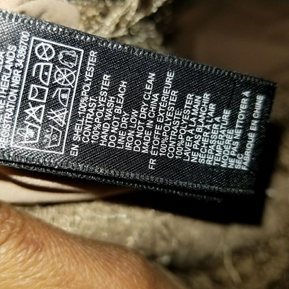 Sweater - Picture 6 of 8