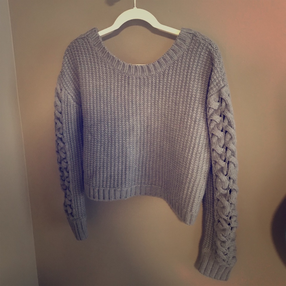 BCBG generation cropped knit sweater size small