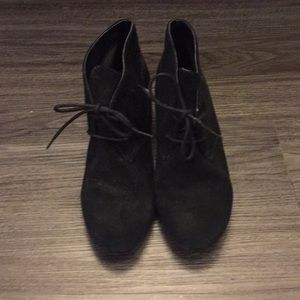 Like New Nine West Wedge Booties