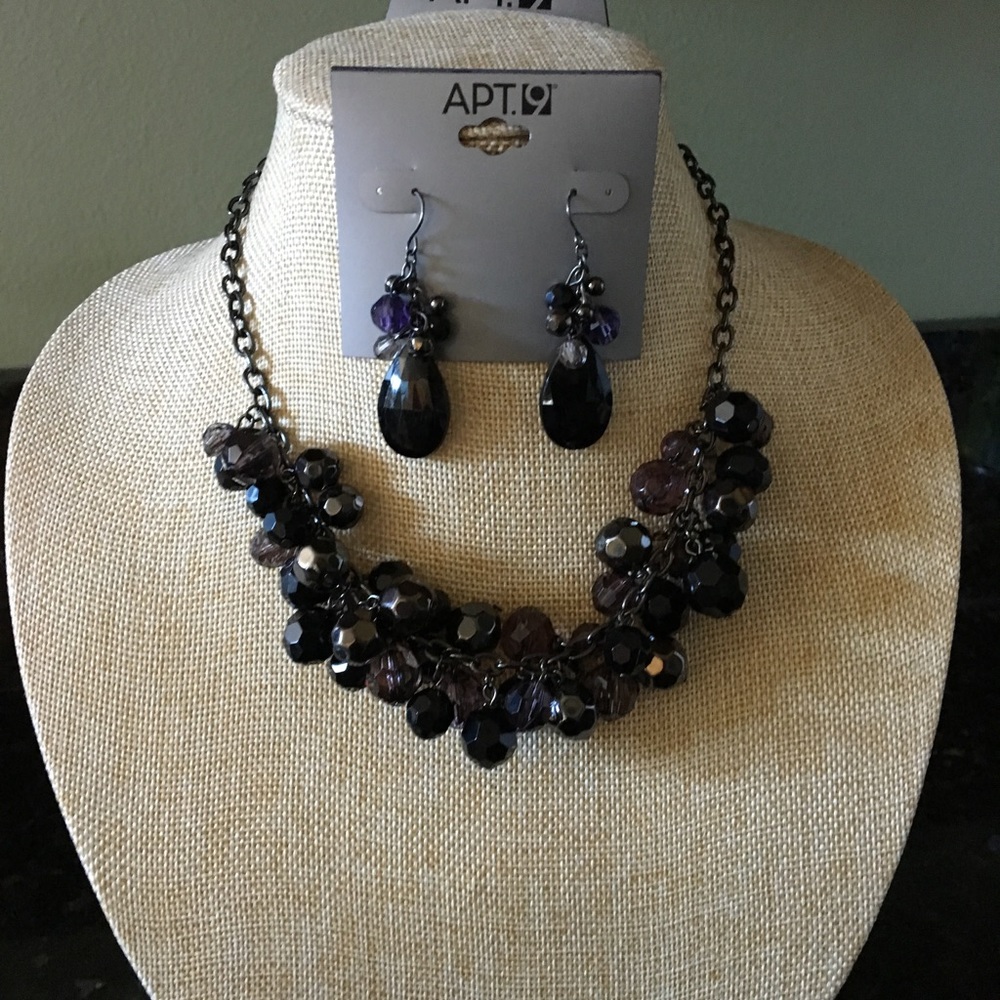 Necklace & Earring Set