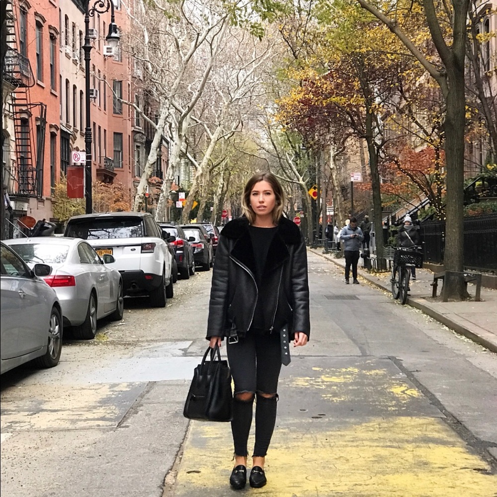 Meet your Posher, Lauren