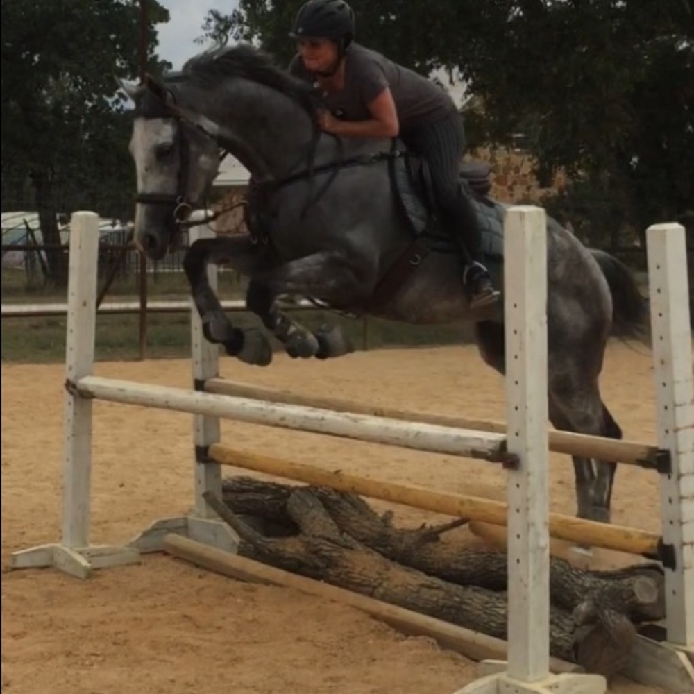 Meet your Posher, Caroline