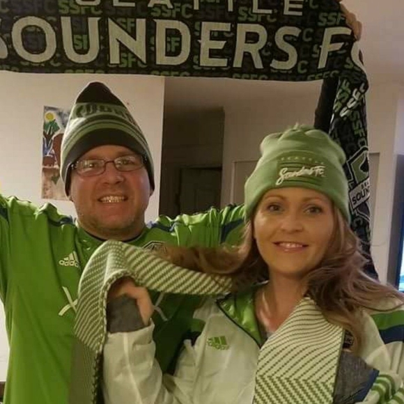 Meet your Posher, Amanda - Picture 1 of 1