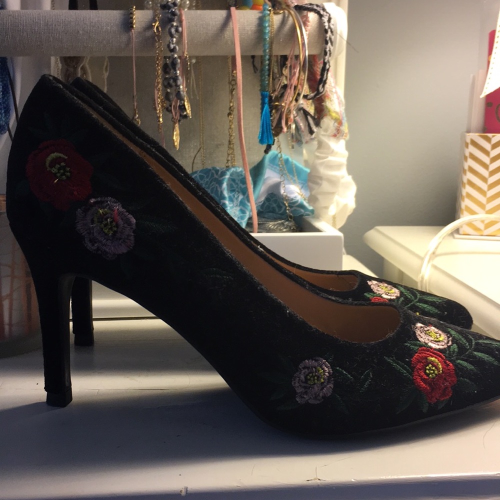 Black with green heels and red roses