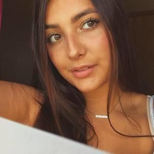 Meet your Posher, Breanna