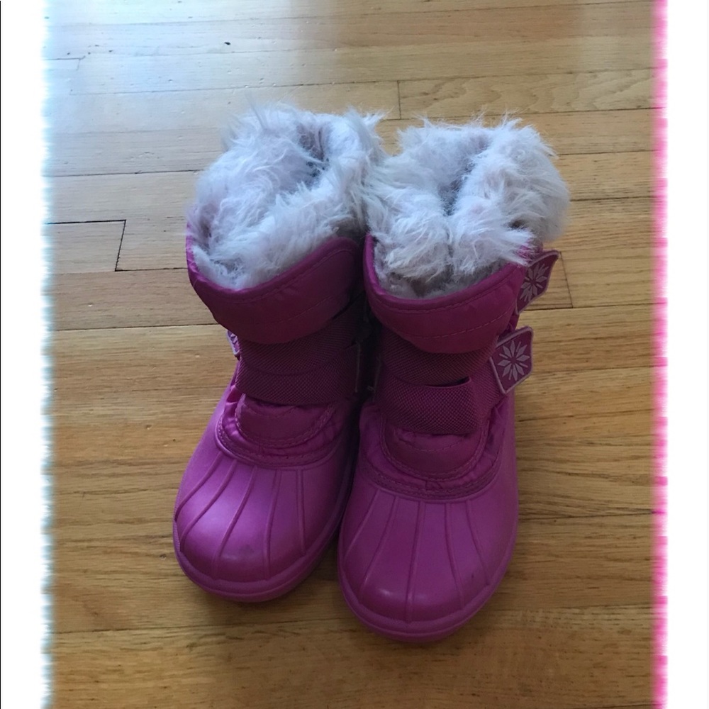 Kids snow boots. Size 2