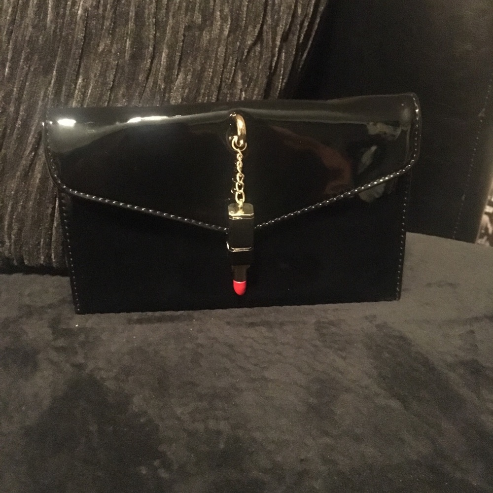 Lipstick Clutch💄