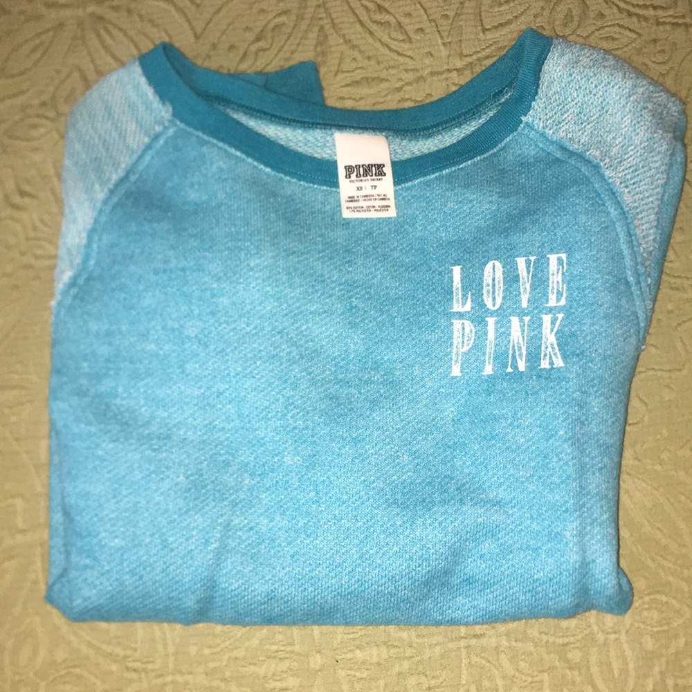 VS PINK BLUE CREWNECK