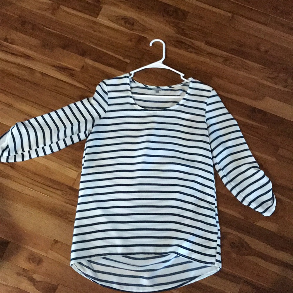 Charlotte Russe quarter sleeve blouse