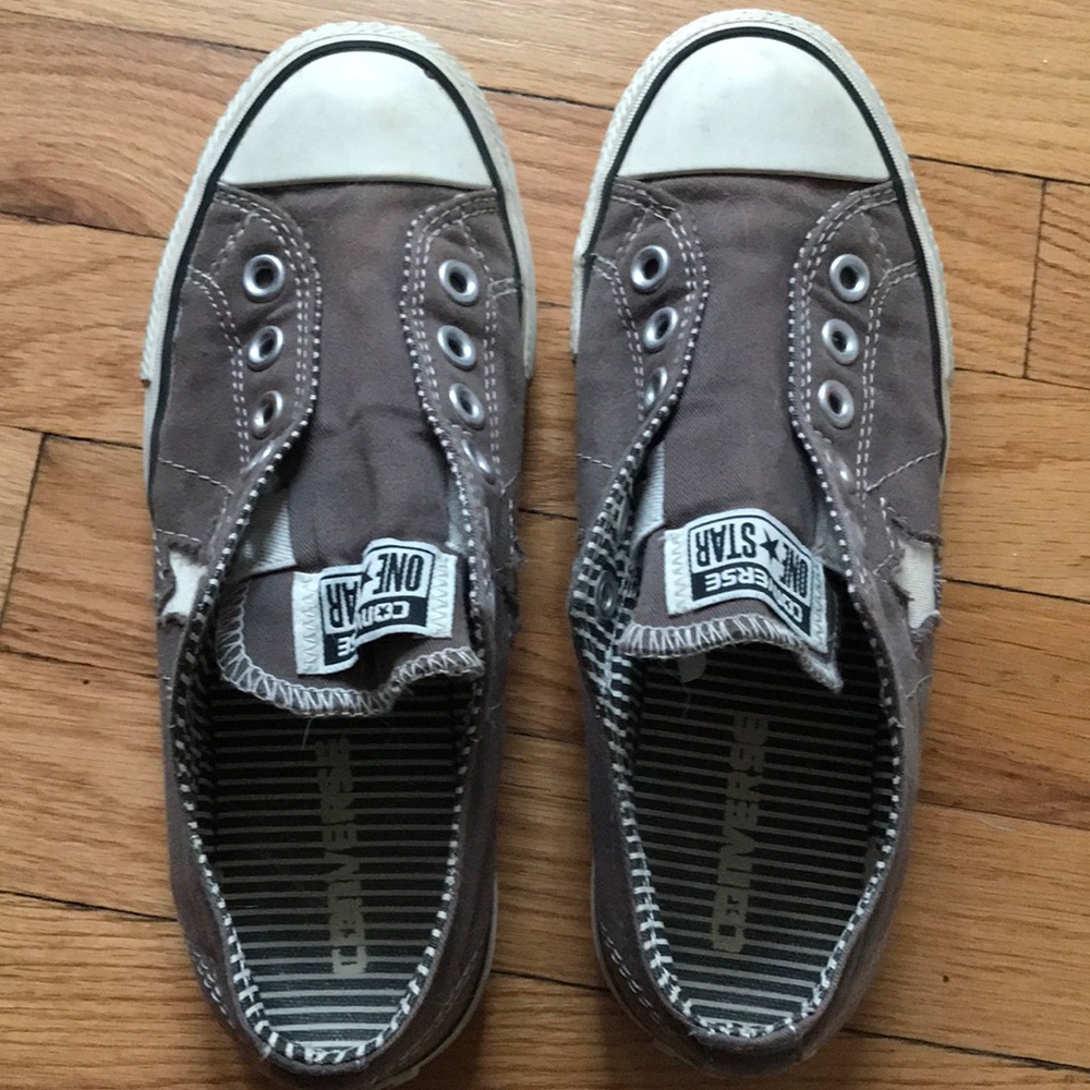 Converse no tie shoes